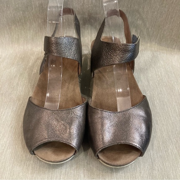 DANSKO Sz 40 Marcy Pewter Comfort Insole Velcro Closure Sling Back Sandals - Picture 3 of 10